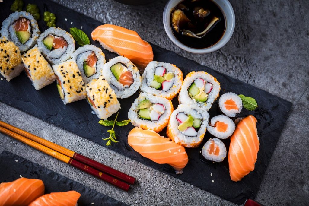 japanese-sushi-roll-recipe-1745392172